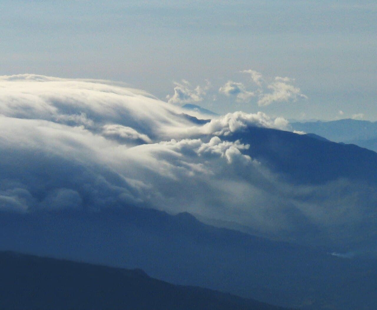 Sendero Los Quetzales
